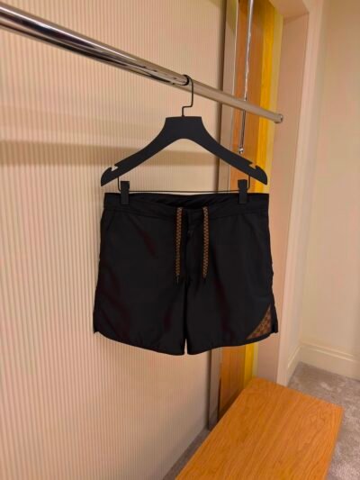 LOUIS VUITTON SHORT